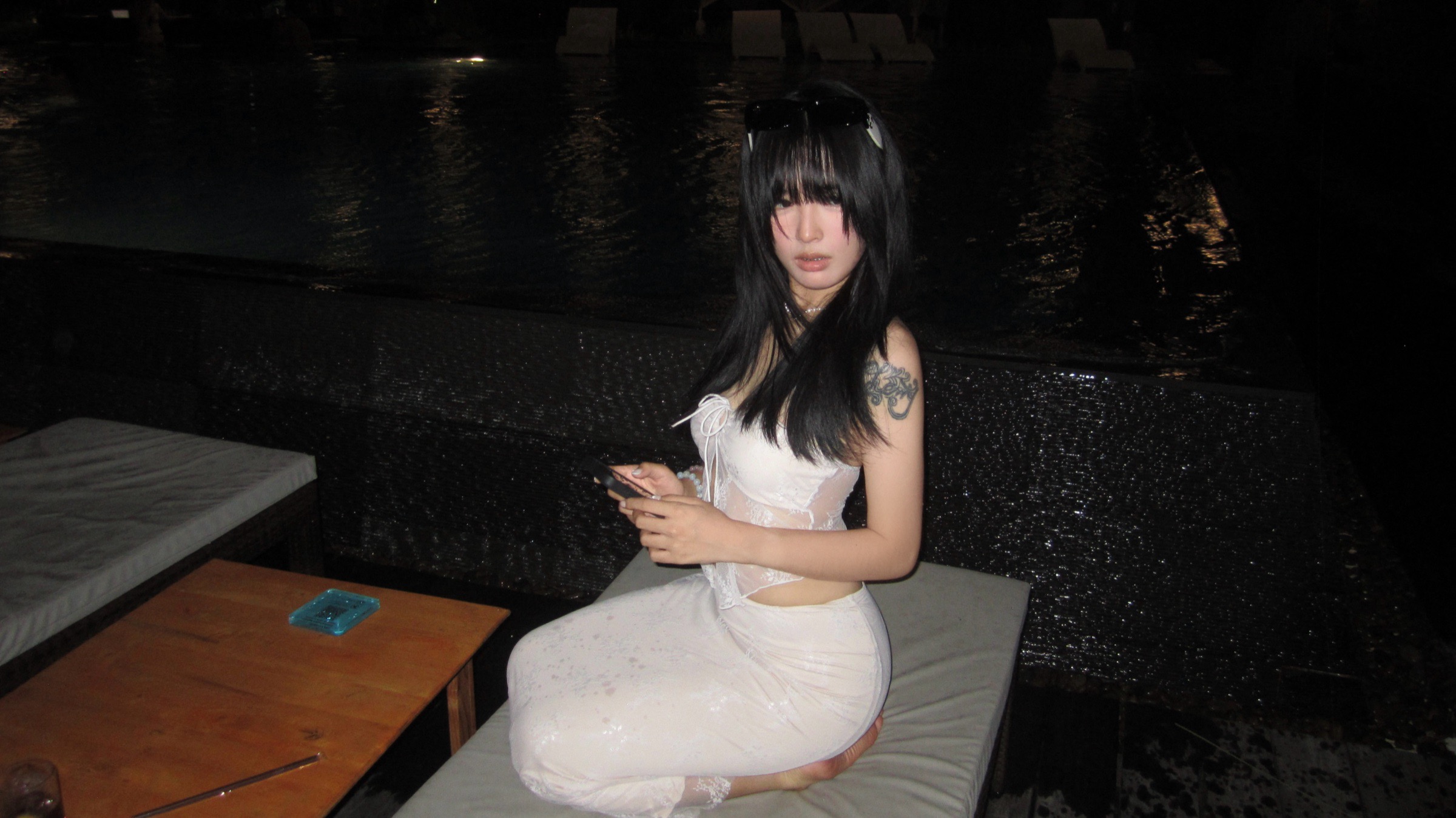 PORTRAIT 04